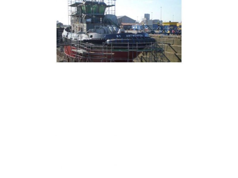tug-boat-tire-fender-drydock